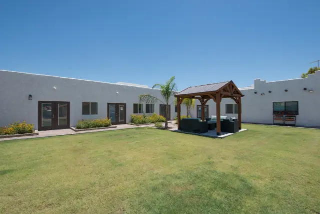 Estancia Assisted Living At Discovery Park