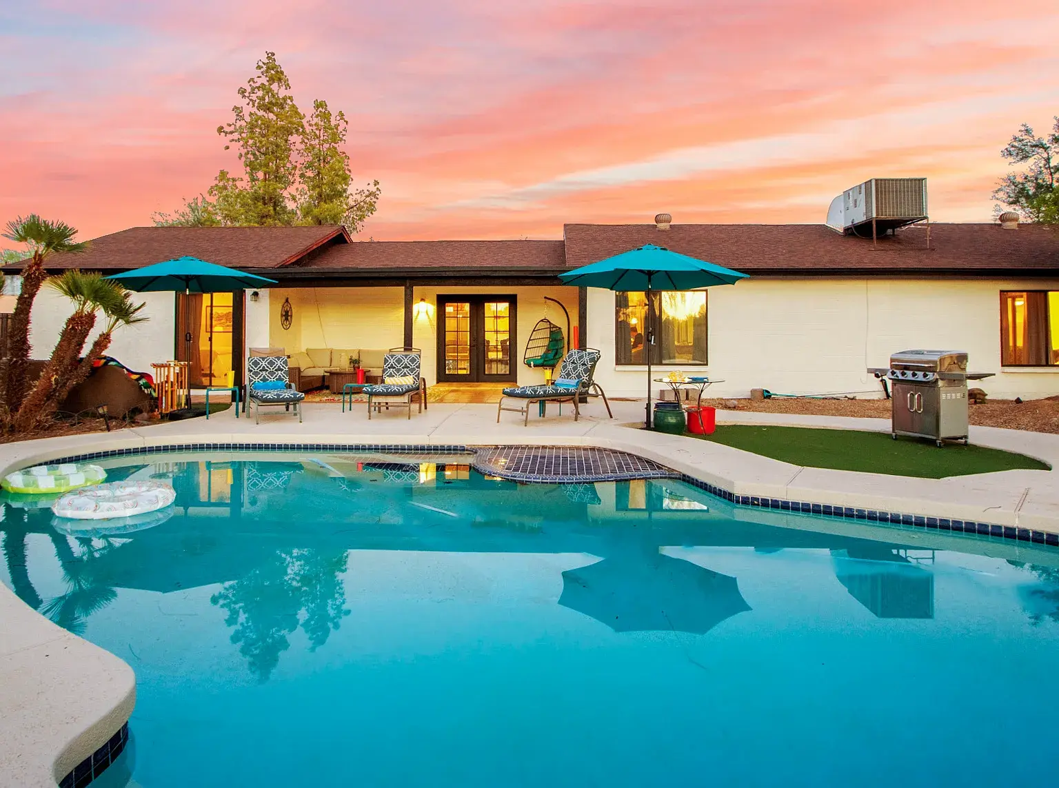 Cactus Senior Villa