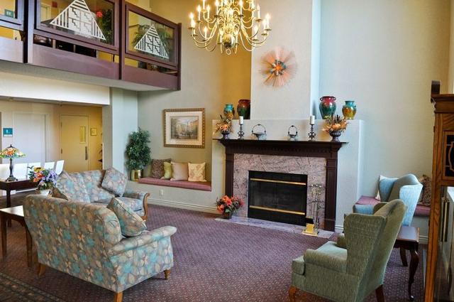 Cottonwood Village