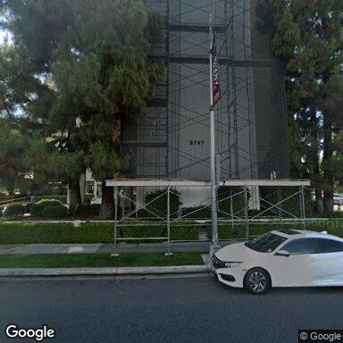 Bay Towers At Bixby Knolls