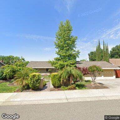 Willow Creek Manor