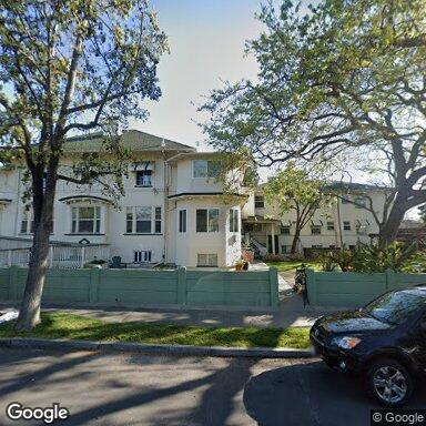 Hopkins Manor